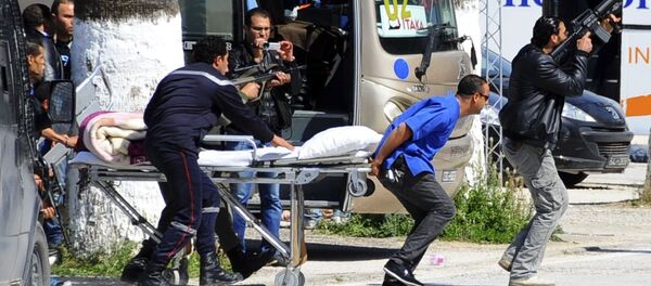 إخلاء السياح من التحف في تونس - سبوتنيك عربي