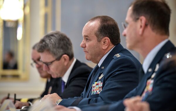 فيليب بريدلاف، قائد قوات الناتو في أوروبا - سبوتنيك عربي