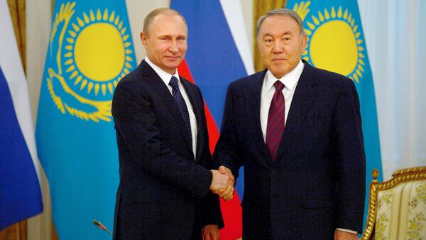 فلاديمير بوتين رئيس روسيا، ونور سلطان نزاربايف رئيس كازاخستان - سبوتنيك عربي