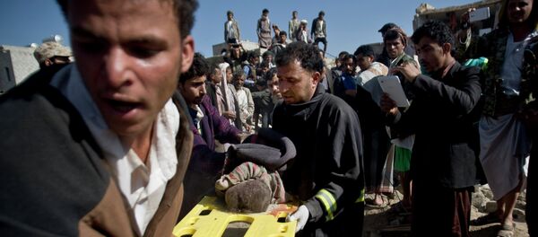 إنتشال ضحايا عملية عاصفة الحزم - سبوتنيك عربي