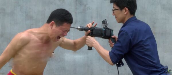 الشفرات الملتوية، آثار المثقاب المخفية: راهب معبد شاولين يظهر مهاراته اللاطبيعية - سبوتنيك عربي