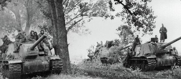 دبابات الجيش الأحمر دبابات الجيش الأحمر - سبوتنيك عربي