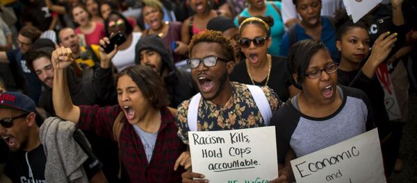 احتجاجات ضد عنف الشرطة في مدن الولايات المتحدة احتجاجات ضد عنف الشرطة في مدن الولايات المتحدة - سبوتنيك عربي