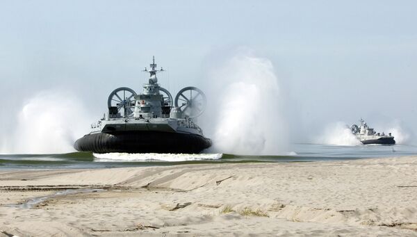 سفن إنزال سريعة من نوع زوبر سفن إنزال سريعة من نوع زوبر - سبوتنيك عربي