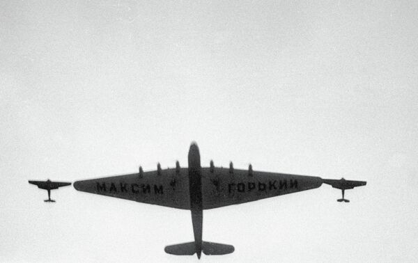 طائرة مكسيم غوركي طائرة مكسيم غوركي - سبوتنيك عربي