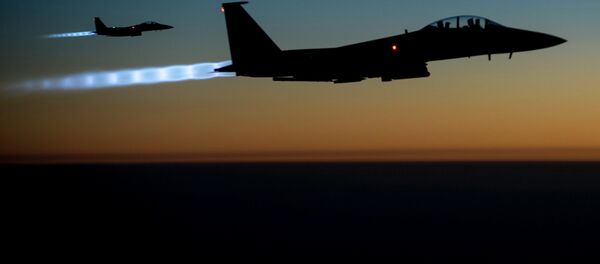 طائرات أمريكية تقصف سوريا طائرات أمريكية تقصف سوريا - سبوتنيك عربي