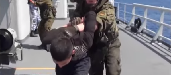 المناورات البحرية الروسية الصينية المشتركة لمكافحة الإرهاب المناورات البحرية الروسية الصينية المشتركة لمكافحة الإرهاب - سبوتنيك عربي