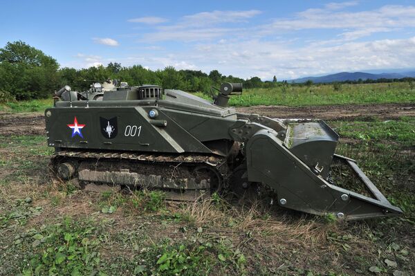 كرات تجسس ومركبات متحولة...الأسلحة الأكثر غرابة في الجيش الروسي - سبوتنيك عربي