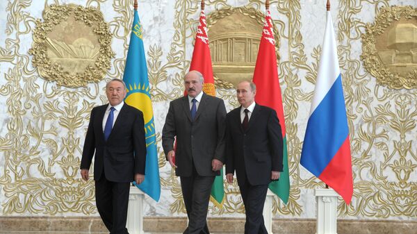 رؤساء روسيا وبيلاروسيا وكازاخستان مؤسسو الاتحاد الاقتصادي الأوراسي - سبوتنيك عربي