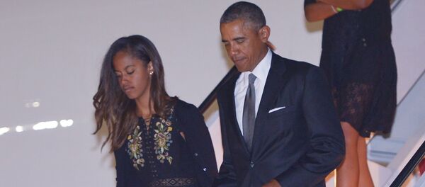 باراك أوباما وابنته ماليا باراك أوباما وابنته ماليا - سبوتنيك عربي