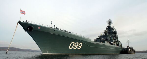 الطراد الصاروخي النووي الثقيل بطرس الأكبر في قاعدة سيفيرومورسك - سبوتنيك عربي