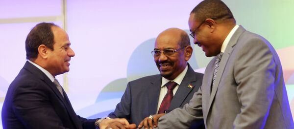 عبد الفتاح السيسي وعمر البشير و هيلا ميريام ديسالين عبد الفتاح السيسي وعمر البشير و هيلا ميريام ديسالين - سبوتنيك عربي