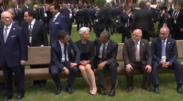  نهار خارجي: باحة قصر ألما في ولاية بافاريا الألمانية - سبوتنيك عربي