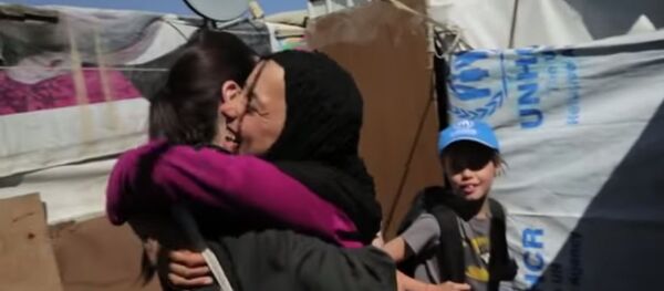 انجلينا جولى وابنتها فى لبنان انجلينا جولى وابنتها فى لبنان - سبوتنيك عربي