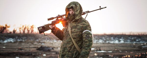 متطوع للمقاومة الشعبية في دونباس - سبوتنيك عربي