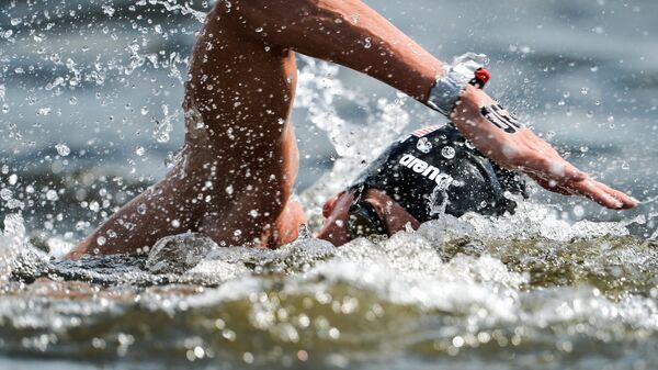 بطلة العالم في السباحة 5 كم في المياه المفتوحة الأمريكية هالي أندرسون - سبوتنيك عربي