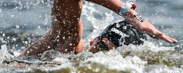 بطلة العالم في السباحة 5 كم في المياه المفتوحة الأمريكية هالي أندرسون - سبوتنيك عربي