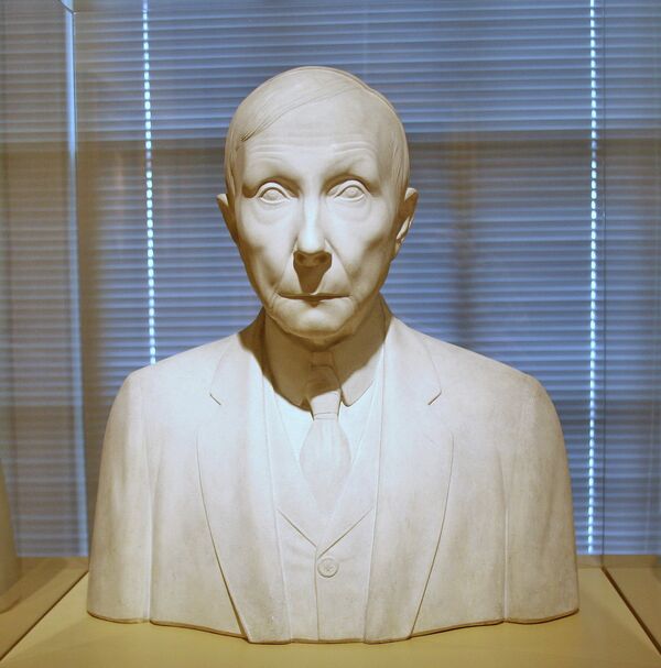 تمثال جون روكفلر تمثال جون روكفلر - سبوتنيك عربي