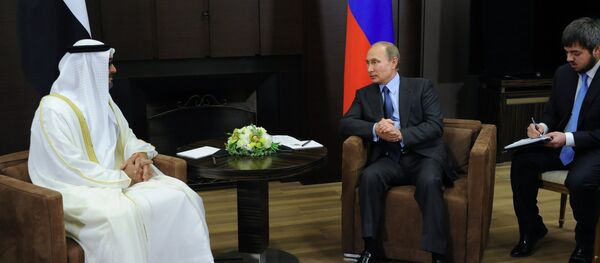 لقاء الرئيس الروسي فلاديمير بوتين وولي عهد أبوظبي ونائب القائد الأعلى للقوات المسلحة لدولة الإمارات العربية المتحدة، محمد بن زايد آل نهيان - سبوتنيك عربي