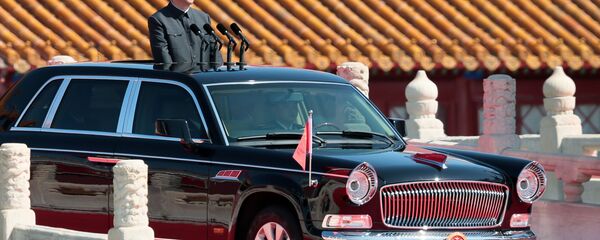 الرئيس الصيني شي جين بينغ قبيل بداية العرض العسكري بمناسبة الذكرى ال70 لانتهاء الحرب العالمية الثانية الرئيس الصيني شي جين بينغ قبيل بداية العرض العسكري بمناسبة الذكرى ال70 لانتهاء الحرب العالمية الثانية - سبوتنيك عربي