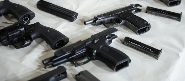 مسدس - سبوتنيك عربي