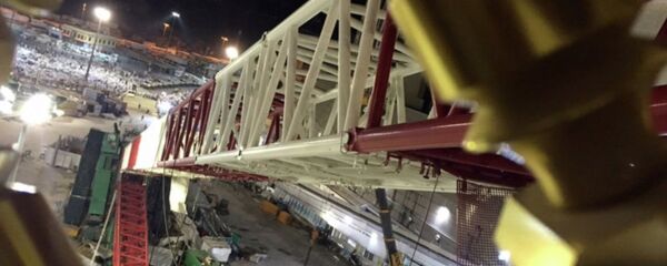 سقوط رافعة في مكة المكرمة - سبوتنيك عربي