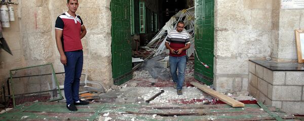 قوات الشرطة الإسرائيلية تقتحم ساحات المسجد الأقصى - سبوتنيك عربي