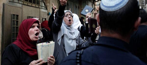 المستوطنون اليهود يقتحمون الأقصى بحراسة الشرطة - سبوتنيك عربي