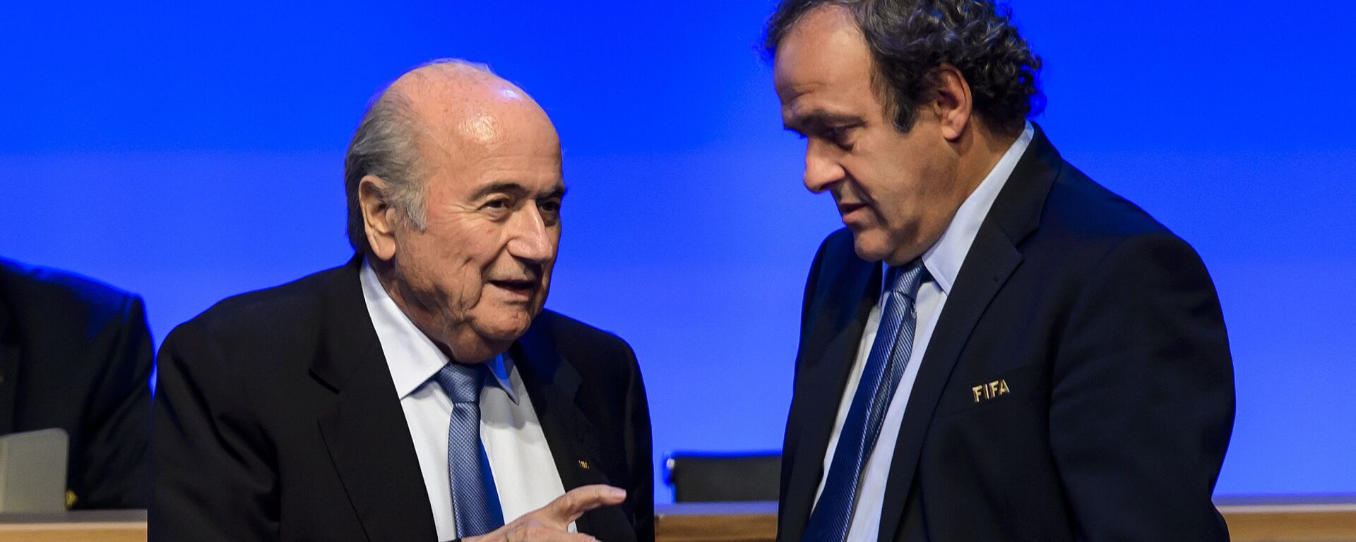 السويسري جوزيف بلاتر وميشيل بلاتيني - سبوتنيك عربي, 1920, 08.07.2022