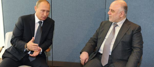 الرئيس فلاديمير بوتين يتحدث لرئيس الوزراء العراقي حيدر العبادي - سبوتنيك عربي