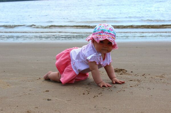 الطفلة دارينا  - سبوتنيك عربي