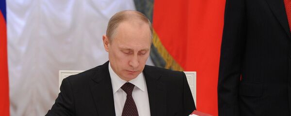 بوتين يوقع رسميا على مرسوم حظر الرحلات الجوية من روسيا إلى مصر مؤقتا - سبوتنيك عربي