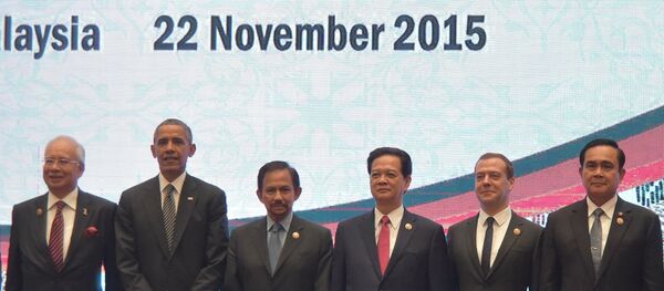 ميدفيديف يشارك في القمة الآسيوية الشرقية العاشرة - سبوتنيك عربي