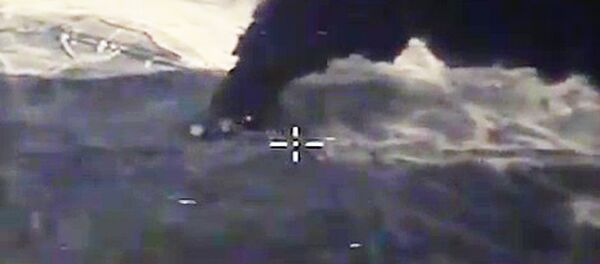 قصف منشأة نفطية تابعة لتنظيم داعش - سبوتنيك عربي