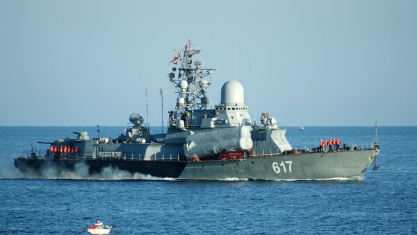 سفينة صاروخية تابعة لأسطول البحر الأسود الروسي - سبوتنيك عربي