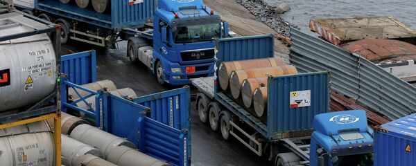 عربات تنقل اليورانيوم عربات تنقل اليورانيوم - سبوتنيك عربي