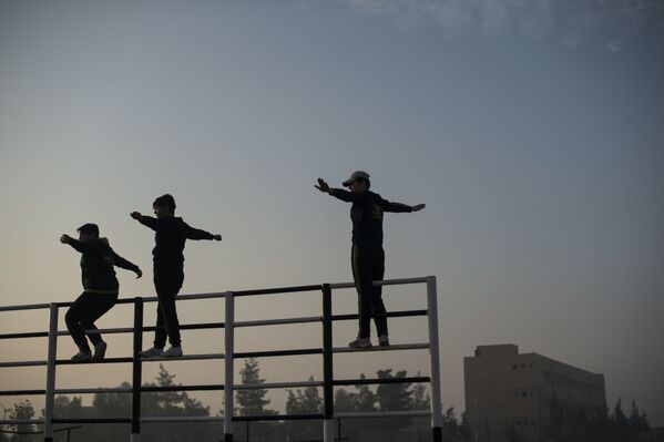 الأكاديمية العسكرية للفتيات فى دمشق الأكاديمية العسكرية للفتيات فى دمشق - سبوتنيك عربي