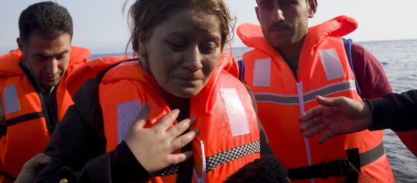 النساء في رحلة اللجوء - سبوتنيك عربي