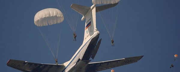 تدريبات قوات المظلات الروسية - سبوتنيك عربي