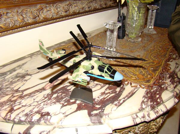 مروحية كا - 52 كا هدية وزير التجارة والصناعة الروسى لوزير الدفاع المصرى - سبوتنيك عربي