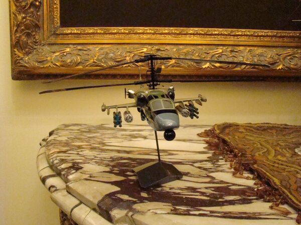 مروحية كا - 52 كا هدية وزير التجارة والصناعة الروسى لوزير الدفاع المصرى - سبوتنيك عربي