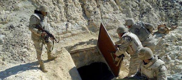 الجيش يواصل مداهمة بؤر تجمع الإرهابيين ـ شبه جزيرة سيناء - سبوتنيك عربي