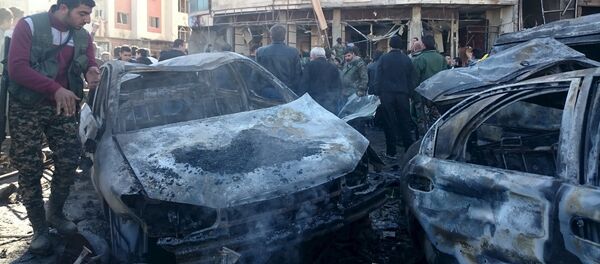 صورة أرشيفية لتفجير سيار مفخخة في حي السيدة زينب جنوب دمشق - سبوتنيك عربي