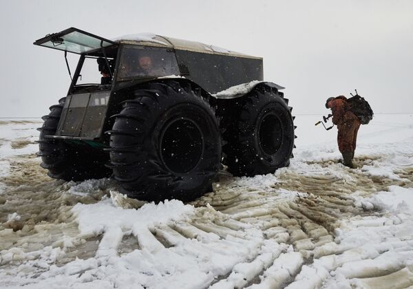 مدرعة روسية رباعية الدفع شيرب مدرعة روسية رباعية الدفع شيرب - سبوتنيك عربي