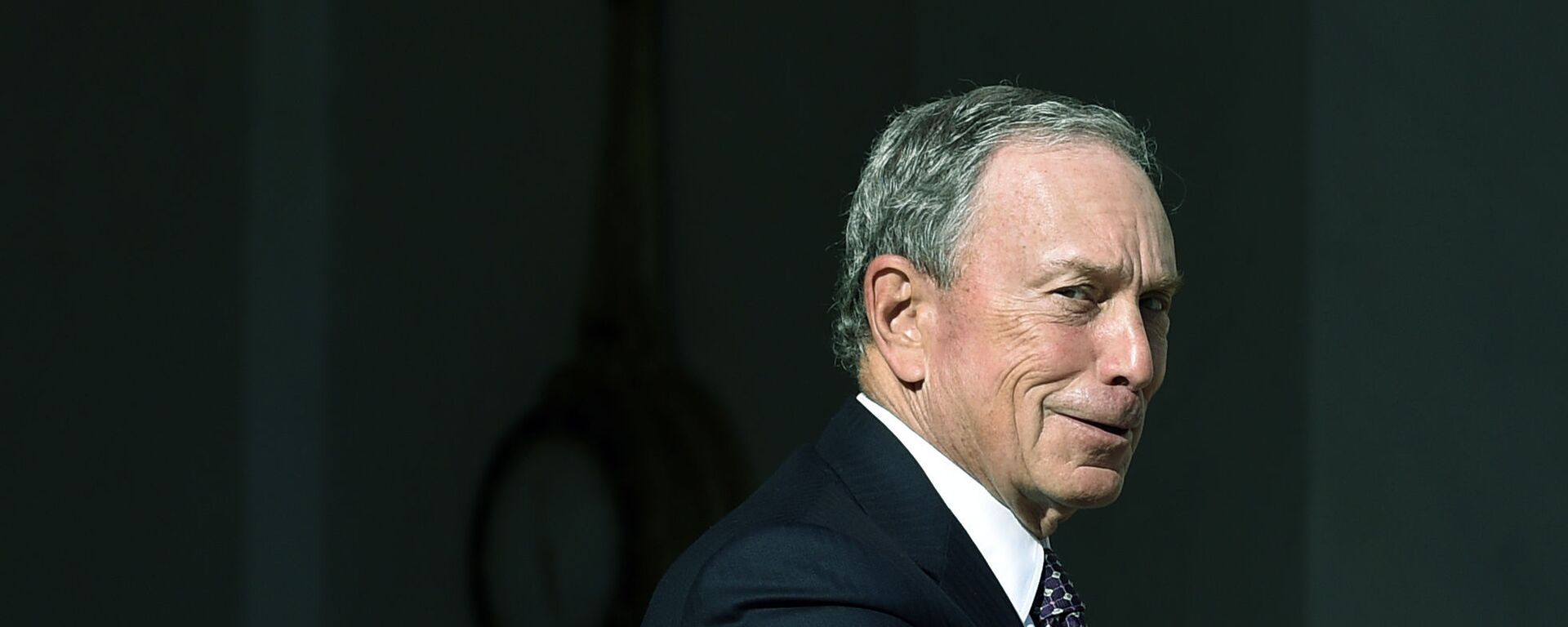 مايكل بلومبرغ - رئيس بلدية مدينة نيويورك في باريس - سبوتنيك عربي, 1920, 18.11.2022