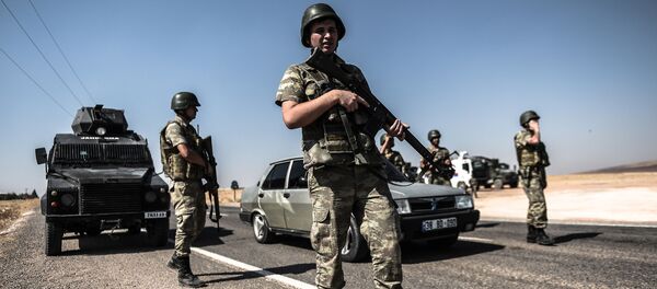 عسكريون أتراك على الحدود التركية السورية - سبوتنيك عربي