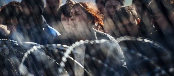 اللاجئون المحتجون على الحدود اليونانية-المقدونية، 2 مارس/ آذار 2016. اللاجئون المحتجون على الحدود اليونانية-المقدونية، 2 مارس/ آذار 2016. - سبوتنيك عربي