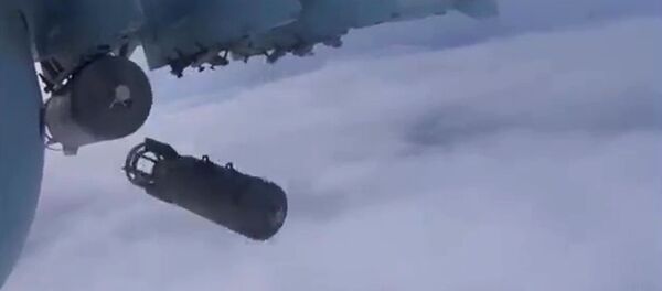 القوات الجوية-الفضائية الروسية تشن غارات على مواقع لتنظيم داعش في سوريا. القوات الجوية-الفضائية الروسية تشن غارات على مواقع لتنظيم داعش في سوريا. - سبوتنيك عربي