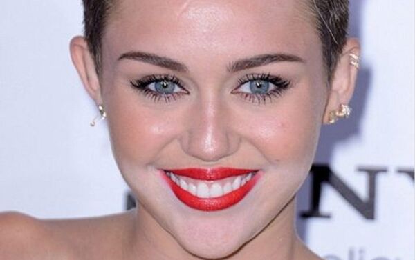 مشاهير في لحظات محرجة - سبوتنيك عربي