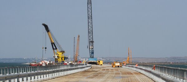 إنشاء جسر فوق مضيق كيرتش - سبوتنيك عربي